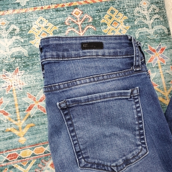 Kut from the Kloth Catherine Boyfriend 4 - Picture 9 of 9